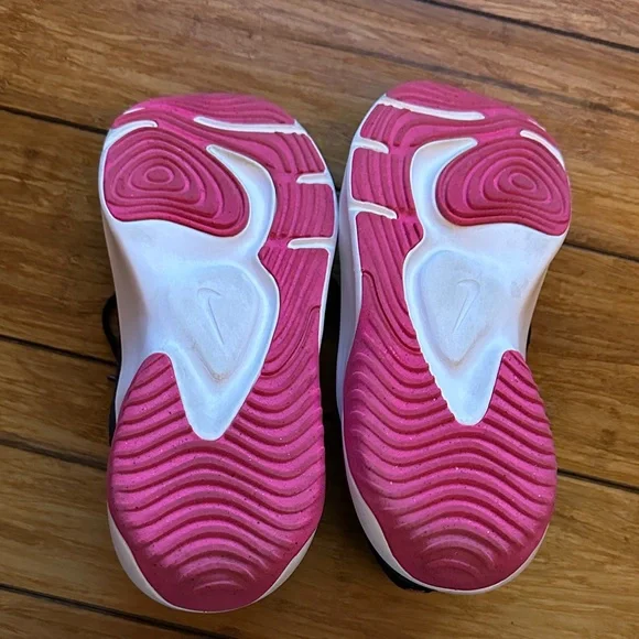 Nike Women's Black and Pink Athletic Sneakers - Picture 5 of 5